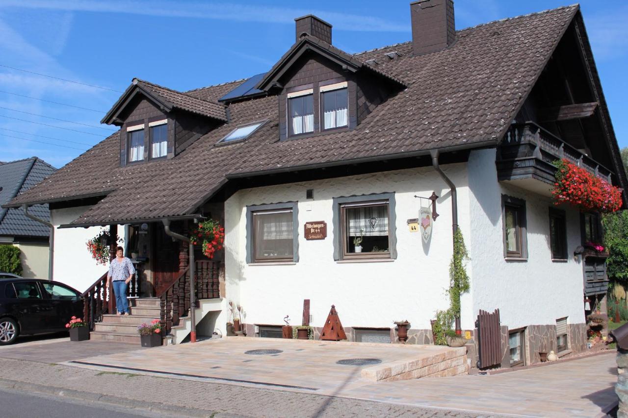 Gaestehaus Schnabel Hotel Grosswallstadt Exterior photo